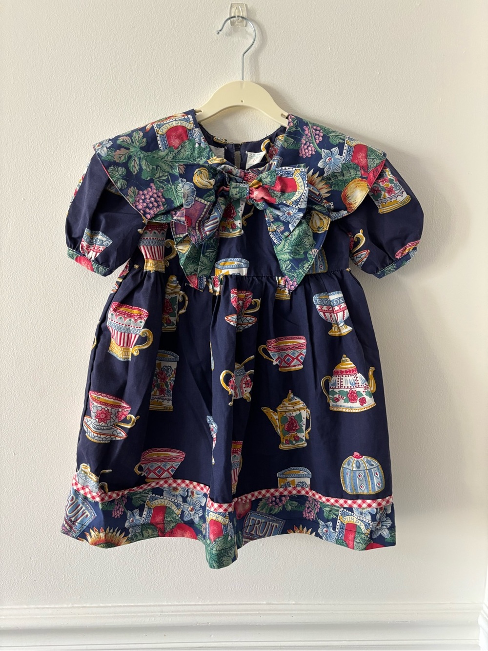Vintage 90s Tea Party Girls Dress Size 4T with Puff Sleeve Peter Pan Collar Bow